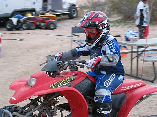 189-8907_IMG